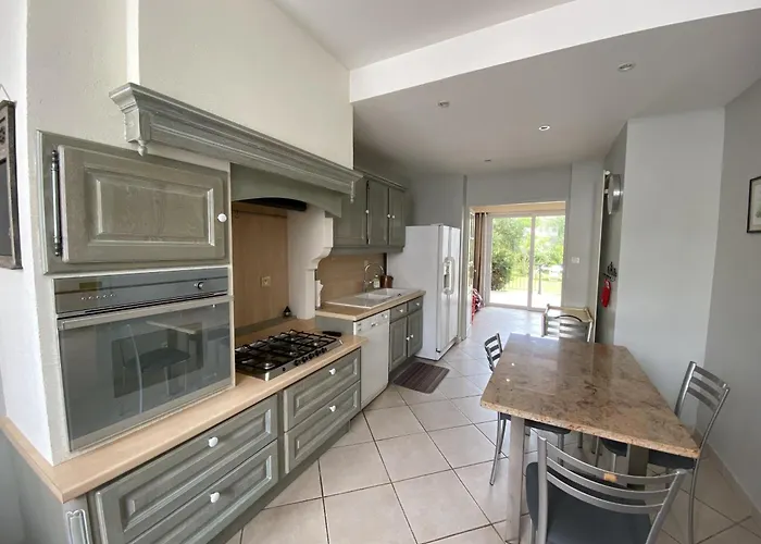 Hébergement de vacances Maison Familiale 100m De La La Santoline - Garage Les Sables-dʼOlonne